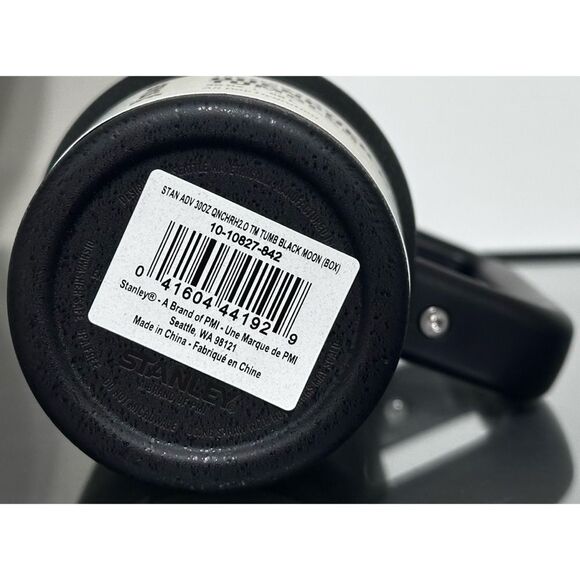 Stanley Quencher H2.0 FlowState Tumbler 30oz, BLACK MOON - Picture 6 of 6